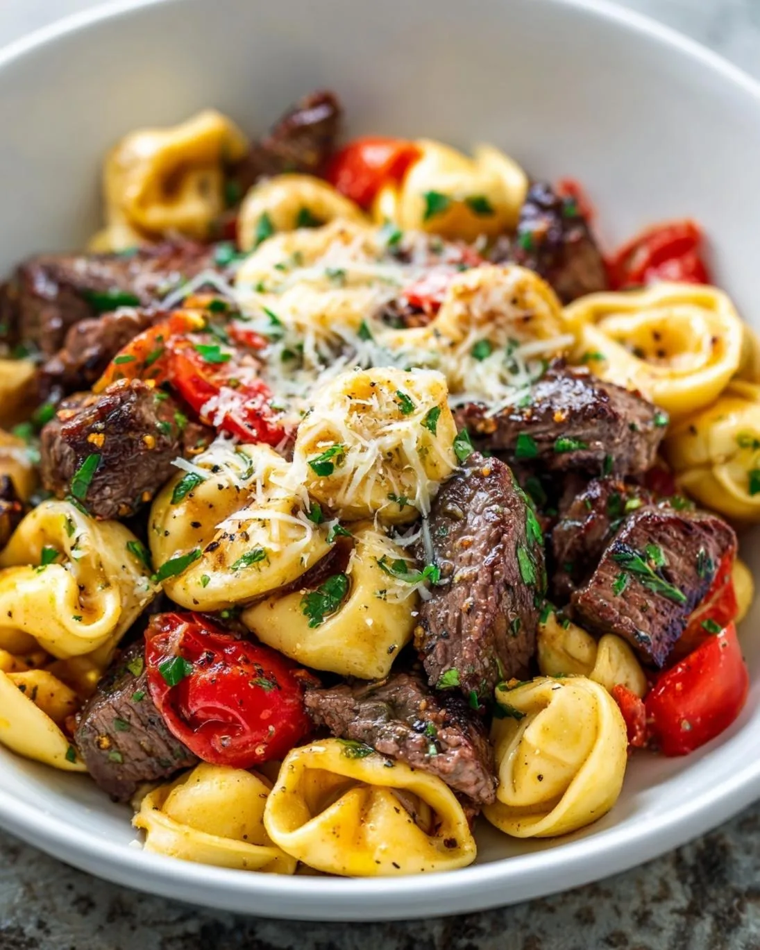 Easy Garlic Steak Bites with Cheesy Tortellini