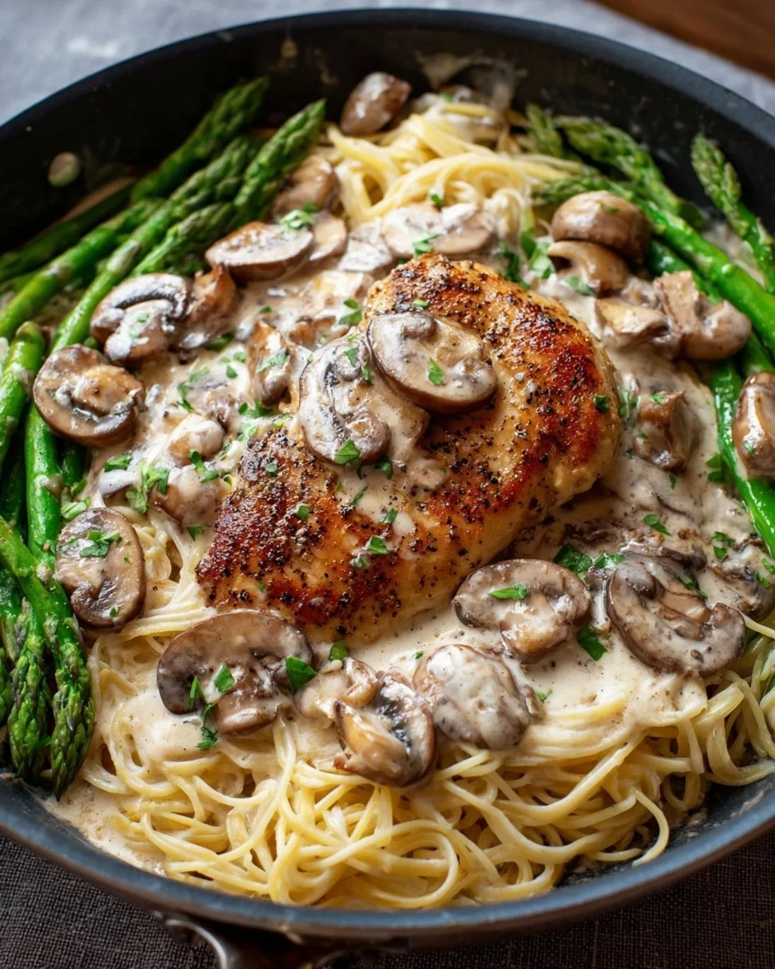 Easy Creamy Chicken Lazone for a Stress-Free Dinner